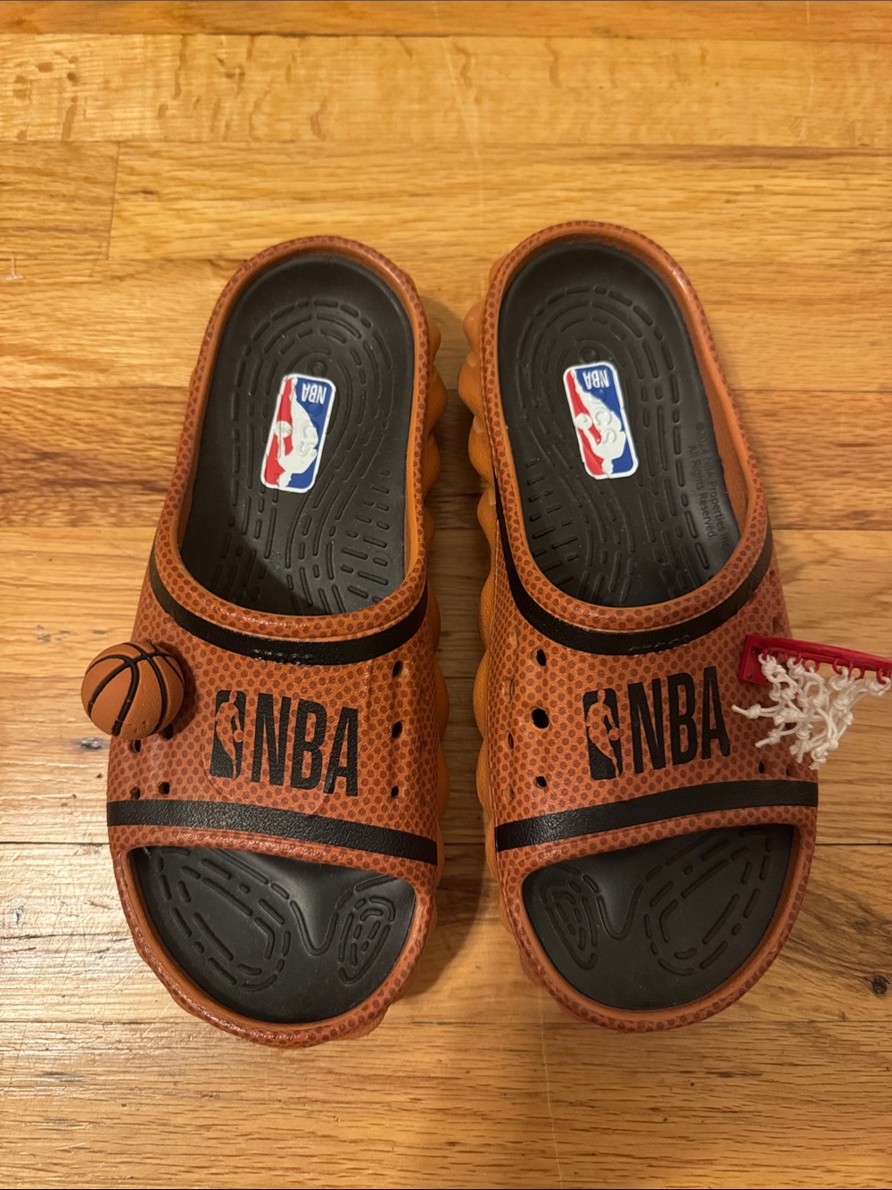 NBA Kids' Basketball-Textured Croc Slide Sandals M4W6